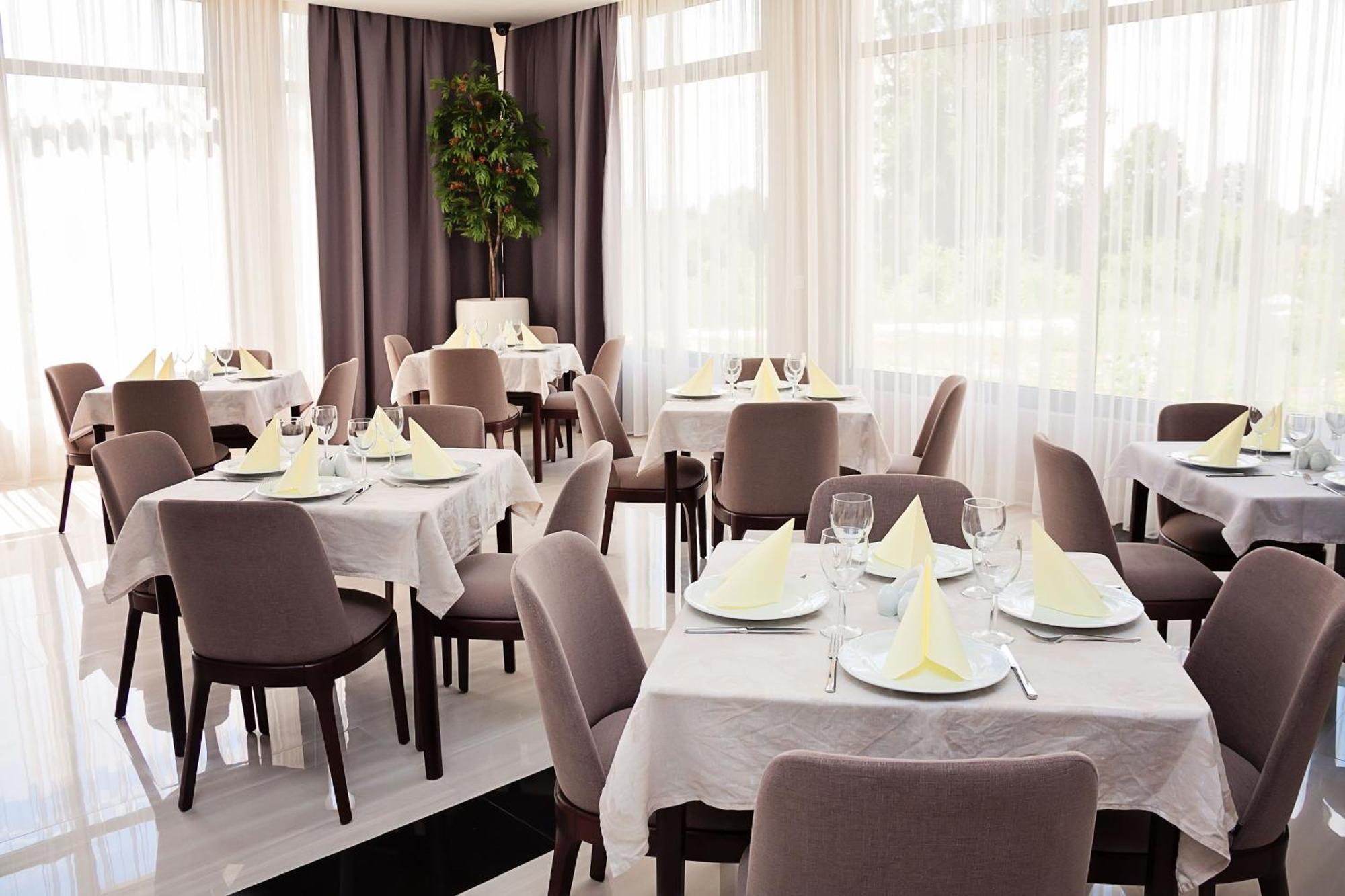 Bosphorus Hotel Алексинац Экстерьер фото